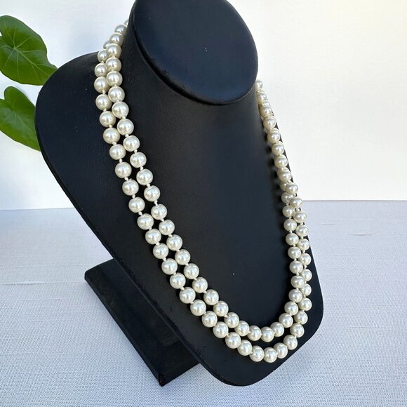 Vintage Faux Pearl Necklace, 38 Inch Hand Knotted Glass Imitation Pearls - Picture 3 of 12